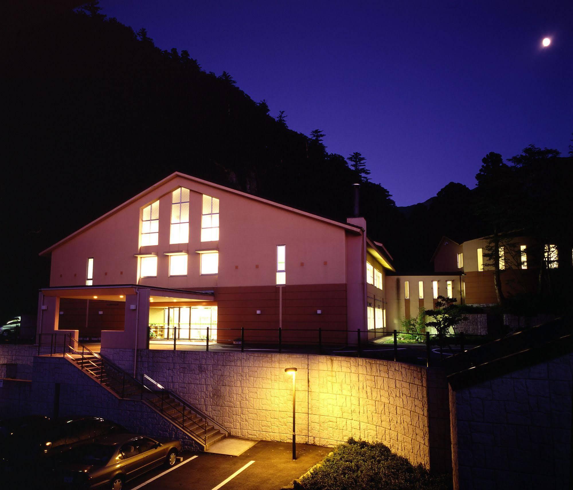 Hotel Daisen Shirogane Bagian luar foto
